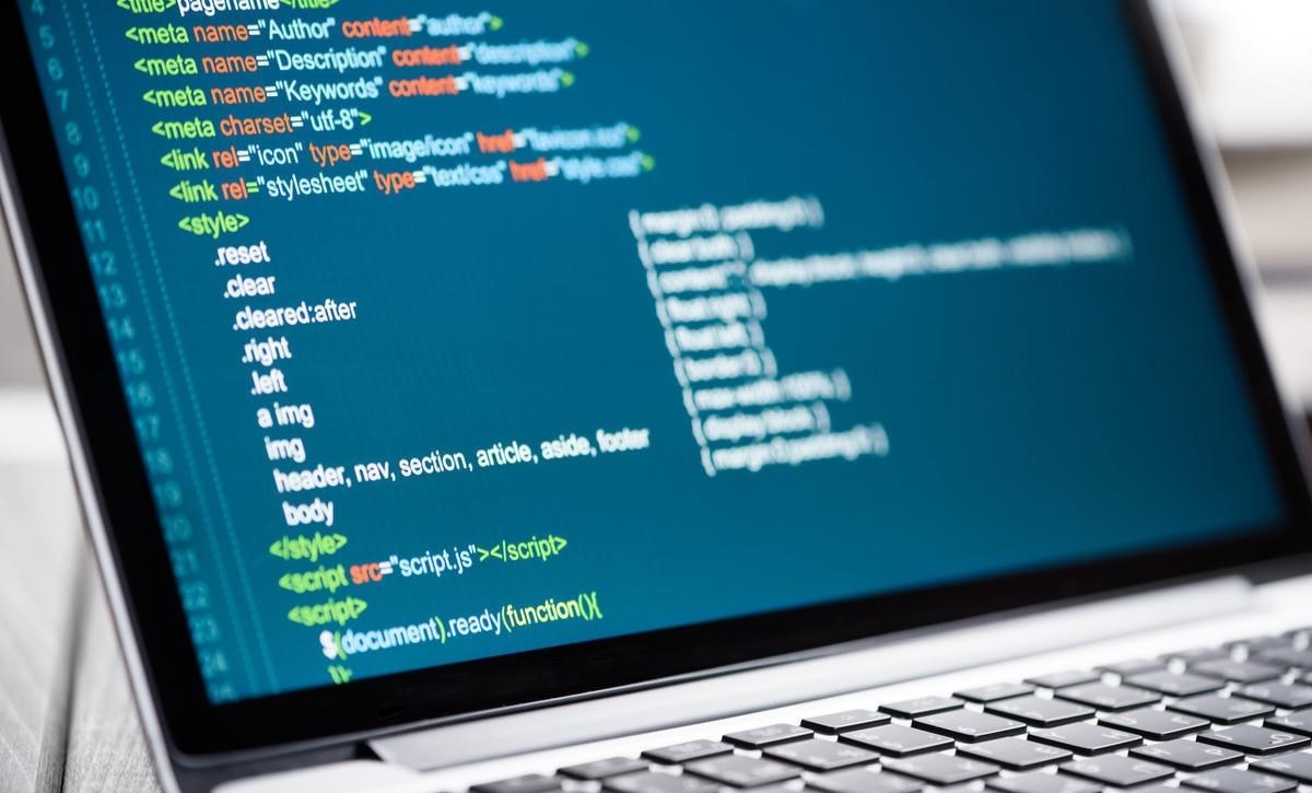 FPGA编程语言全对比：Verilog、VHDL、SystemVerilog到Chisel的选型指南 - 第1张