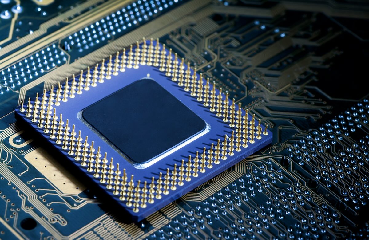 AI与FPGA融合革命：从边缘计算到存算一体的技术跃迁 - 第2张