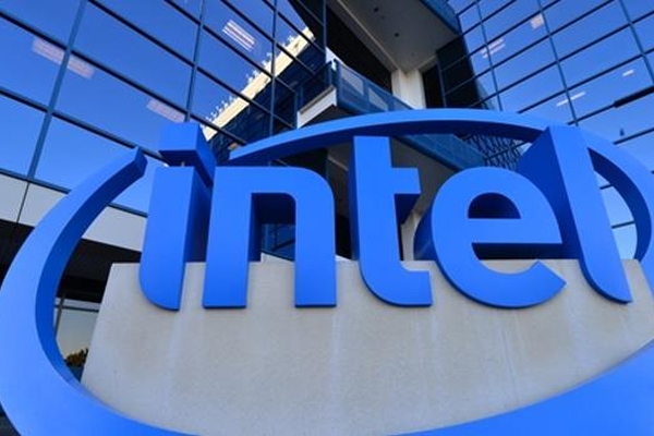 英特尔官宣：断供中国！